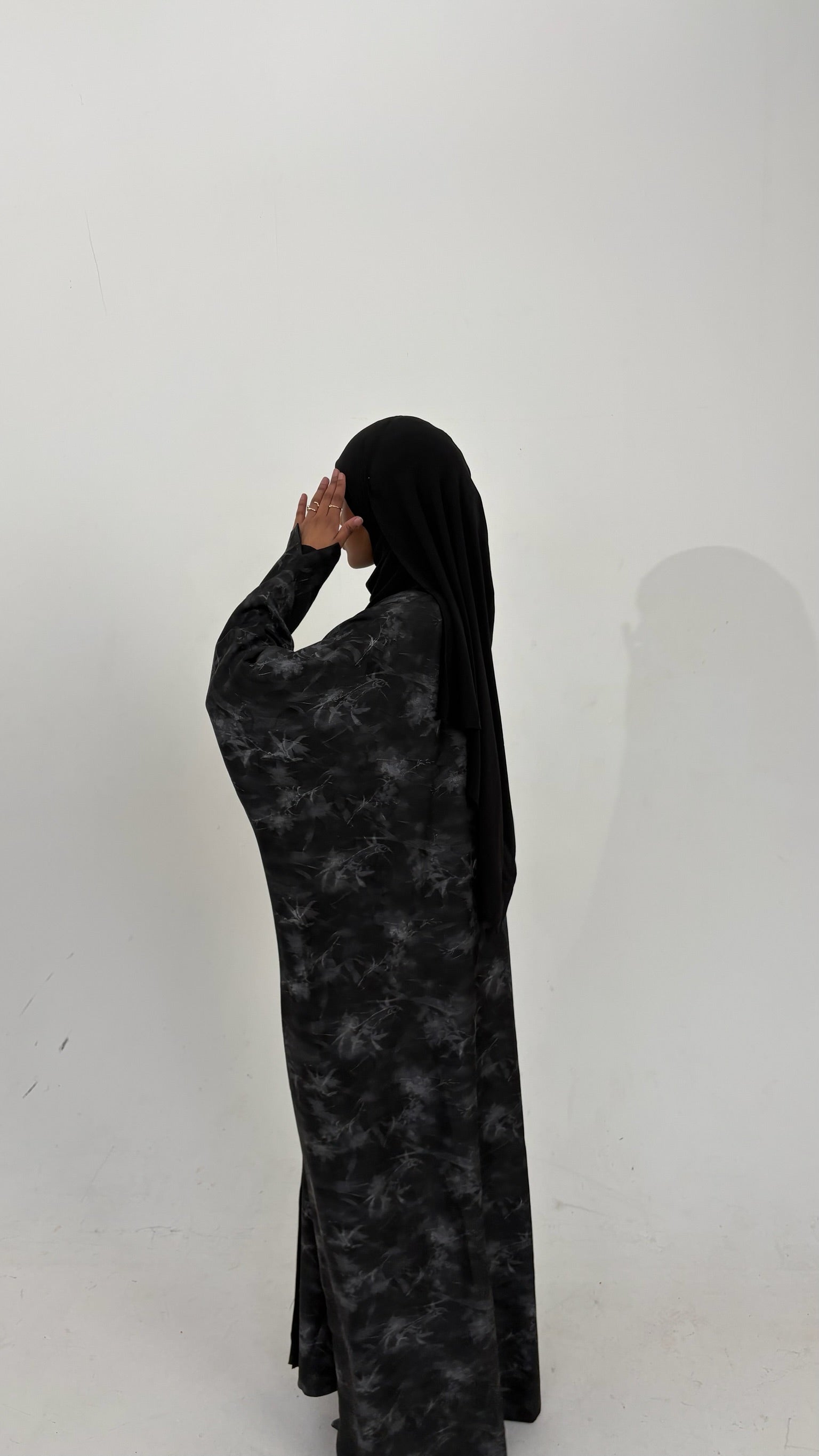 Eclipse Open Abaya
