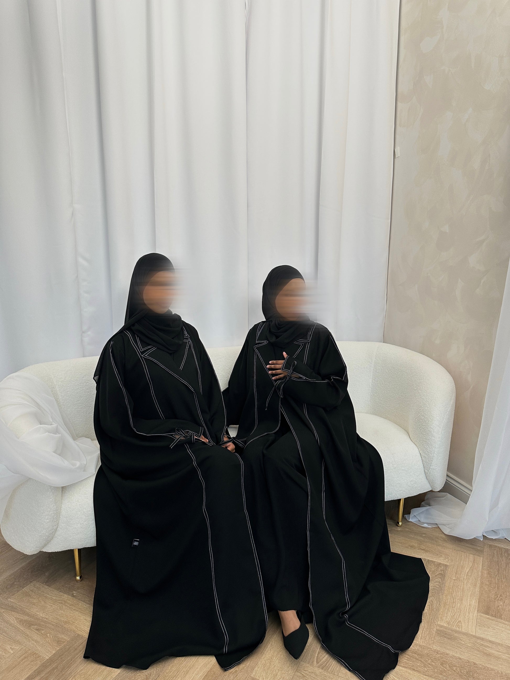 Qamar Abaya